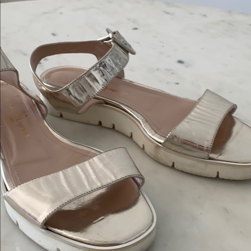 Sandals - Picture 8 of 8